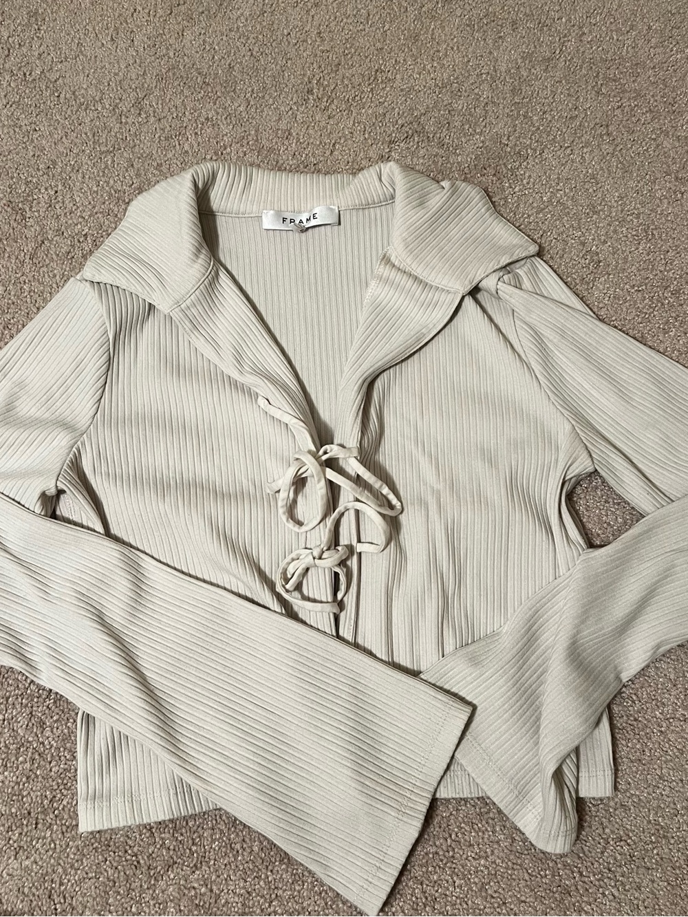 Frame Denim Ribbed Tie-Front V-Neck Sweater in Cream